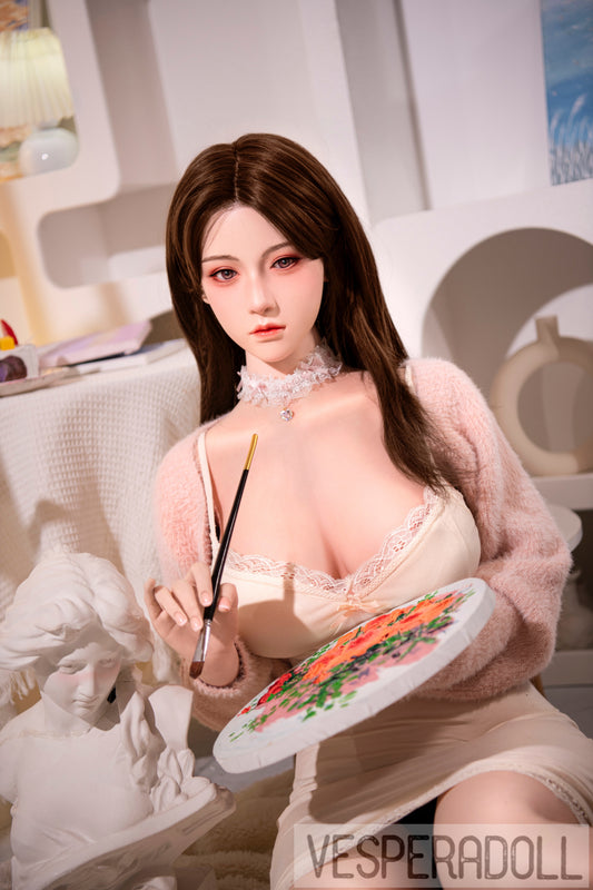 セラフィナ - リアルなシリコン製セックスドール